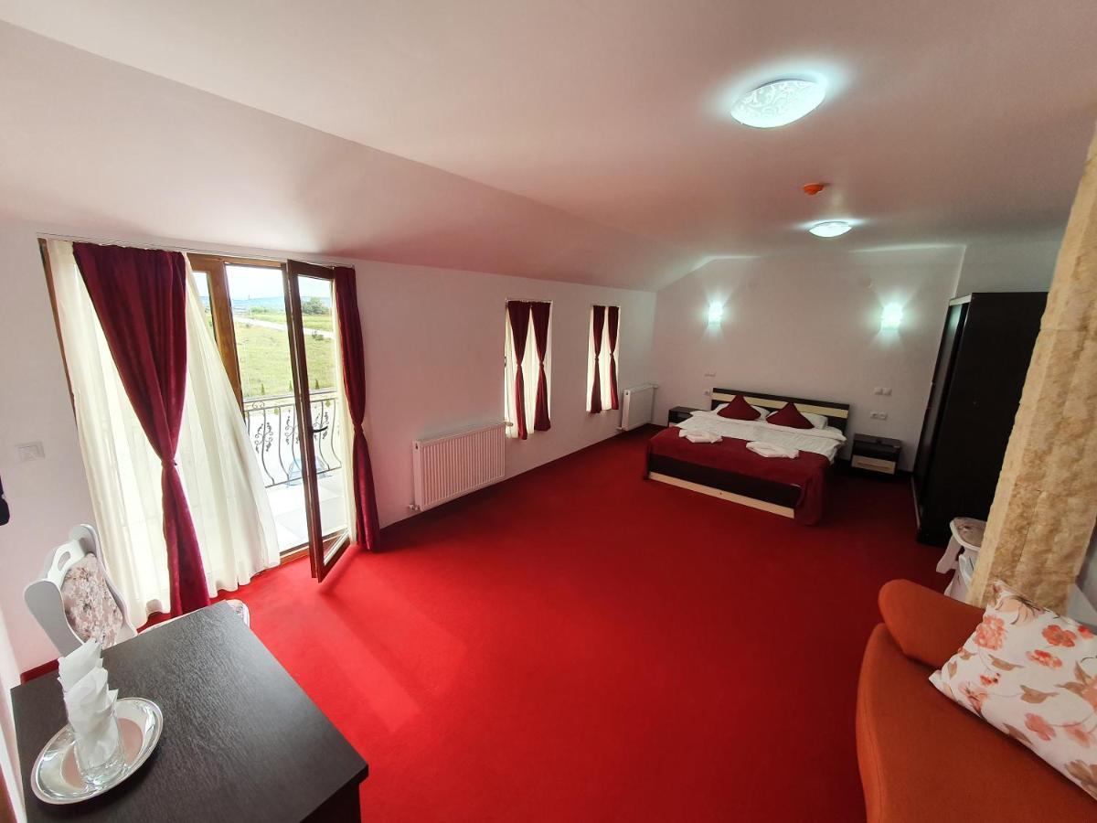 Ari Events Hotel Caseiu Ngoại thất bức ảnh