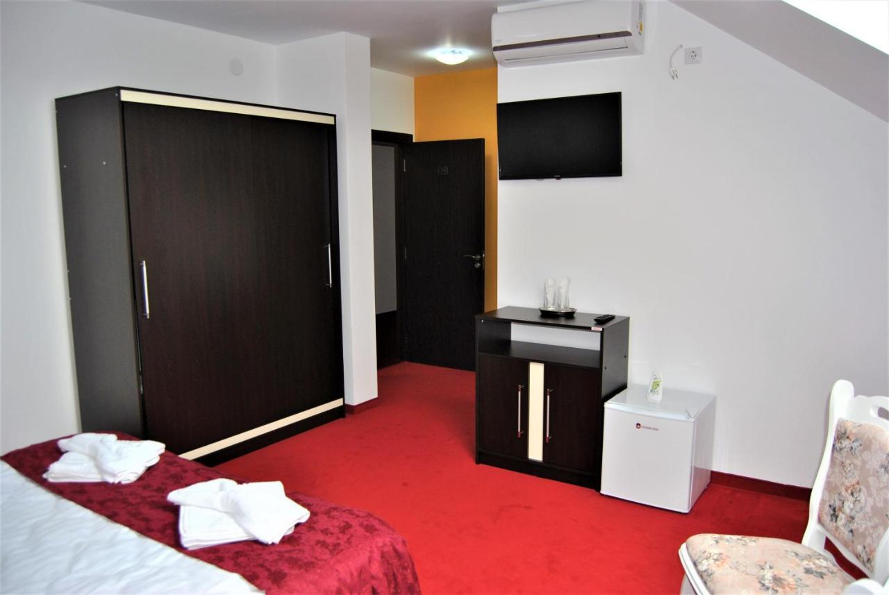 Ari Events Hotel Caseiu Ngoại thất bức ảnh